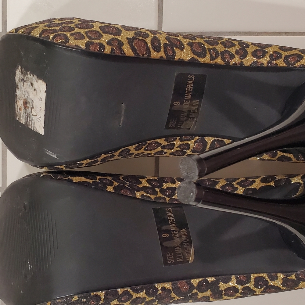 Shi by Journeys high heels stilletos cheetah glitter and black size 9